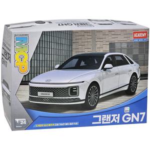 아카데미과학 그랜저 GN7 15620 프라모델 자동차