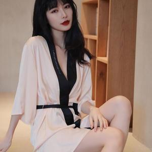 [JHP88T2U_51]여성 여성골프가운실크 고급 로브 실크가운