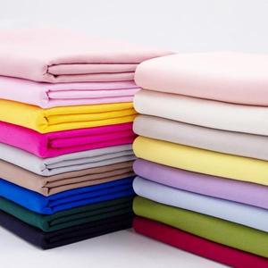 얇은 플레인 레이온 원단 계량기, 원피스 베갯잇, 파자마 바느질 천, 소프트 여름 블랙 화이트 블루 핑크