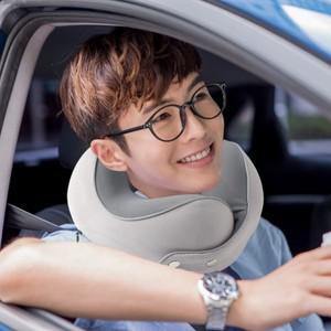 편안한 메모리폼 목베개 그레이 휴대용목베개