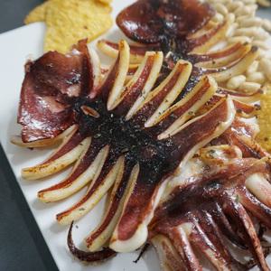 반건조 오징어 대 650g 내외 (5미)