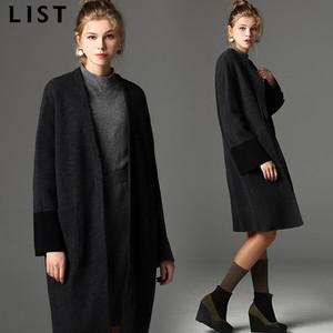 [리스트(LIST)] 소매배색 슬릿 루즈핏 롱 가디건 (택가격:348000원)