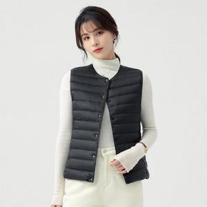 패딩조끼 겨울 초경량 방한보온 여성 경량조끼 (3et9C)