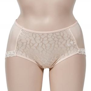 (디올라)(PT8153)레오파드 패턴 청량한 인견소재 레이스라인 여성 팬티