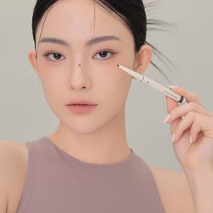3CE 소프트 뮤트 펜슬 라이너
