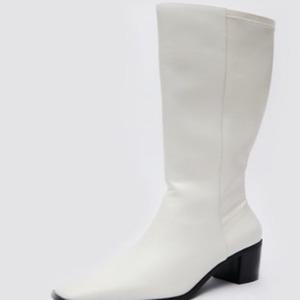 슈펜 스퀘어 미들부츠 6cm MITH79W01 아이보리