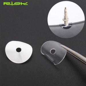 자전거 밸브 캡 튜브 뚜껑 마개 RISK 산악 도로 에어 노즐 코어 개스킷 스티커 타이어 고정 패스너 Presta RA121 용 로트당 20개