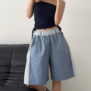 여자 와이드핏 고무줄 버뮤다데님 콘트라스트 핀턱 청반바지