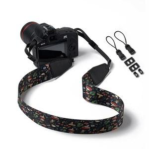 RVDZKJ 우드랜드 펀 나방 잠자리 버섯 아마니타 카메라 스트랩 핏 DSLR /SLR /미러리스 캐논 니콘 소니 올림푸스, 퀵 릴리스 조절식 어깨 및 목, 남녀 사진작가를 위한 훌륭한 선물