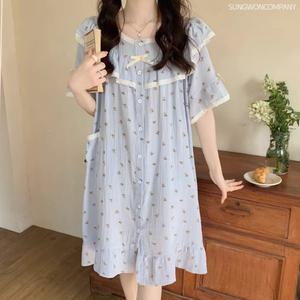 이너퀸 프리수 펀칭 레이스 러플 프릴 셔링 리본 플라워 공주 빅사이즈 단추 버튼 오픈형 수유 임산부 반팔 잠옷 홈웨어 파자마 원피스 제니플라워원피스