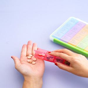 알약 약보관함 두번 월화수목금토일 점심 케이스 하루 네번 상자 저녁 일주일 아침 7일 6칸 약통 씰 포함