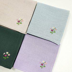 [마리엔느] 들국화 린넨 자수 손수건 45 x 45 (cm)