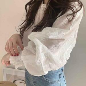 [XBF688N0]레이스블라우스 프릴 셔링밴딩 화이트블라우스