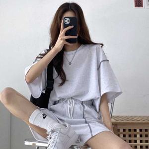 스티치 포인트 러블리스타일 데일리룩 여성 반팔 셋업