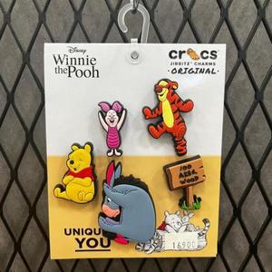[크록스] HC02 푸 5팩 지비츠 번들 JIBBITZ WINNIETHEPOOH 5PCK BUNDLE 10011470 (S14023892)