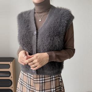 [하젤]샤일로 브이넥 밍크 퍼베스트_W3055
