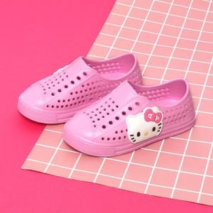 디즈니 헬로키티 밀크 아쿠아슈즈