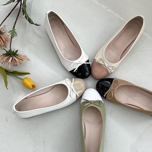 쿠션좋아 러블리 투톤 컬러조합 3cm 1cm 에나멜 배색 콤비 앨런스 리본 플랫슈즈
