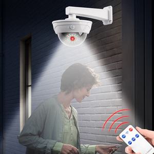 태양광 모형 CCTV (돔형 감지등) 리모컨포함/모션 동작감지 센서등 모형 감시카메라 보안 방범용품 더미카메라 경비실 골목길 입구 펜션 전원주택 농막 시골길 방범 가짜CCTV