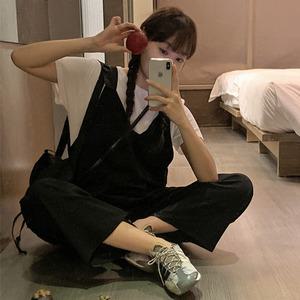 핫핑 피플즈_v넥 핀턱 와이드 점프수트