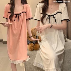 이너퀸 프리수 여성용 리본 레이스 스퀘어넥 프릴 셔링 러플 골지 공주 반팔 롱 원피스 잠옷 파자마 홈웨어 이지웨어 반팔에스텔원피스