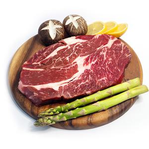 두툼한 등심 척아이롤 스테이크 500g