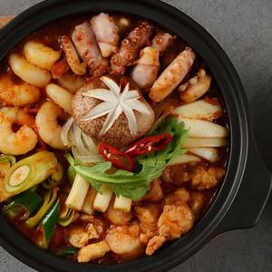 부산 명물의 그 맛! 당일도축 한우곱창 낙곱새 밀키트 2인분 (850g)