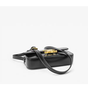 ZARA 자라 여자 레더 미니 클러치 숄더백 휴대폰가방 반달 파우치 2컬러