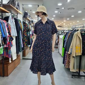 베네통/애플아울렛/모자 프린트 플리츠 롱 원피스/ BAOPA3531