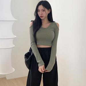 핸인드 티셔츠 어깨 랩 브이넥 트임 포인트