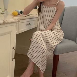 [오노마] ONM 세로 스트라이프 롱원피스 민소매 나시 A라인 여행룩