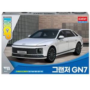 [기타]프라모델 모형 조립식 학교수업 전차 함선 헬기 미니카 현대자동차 그랜저 GN7