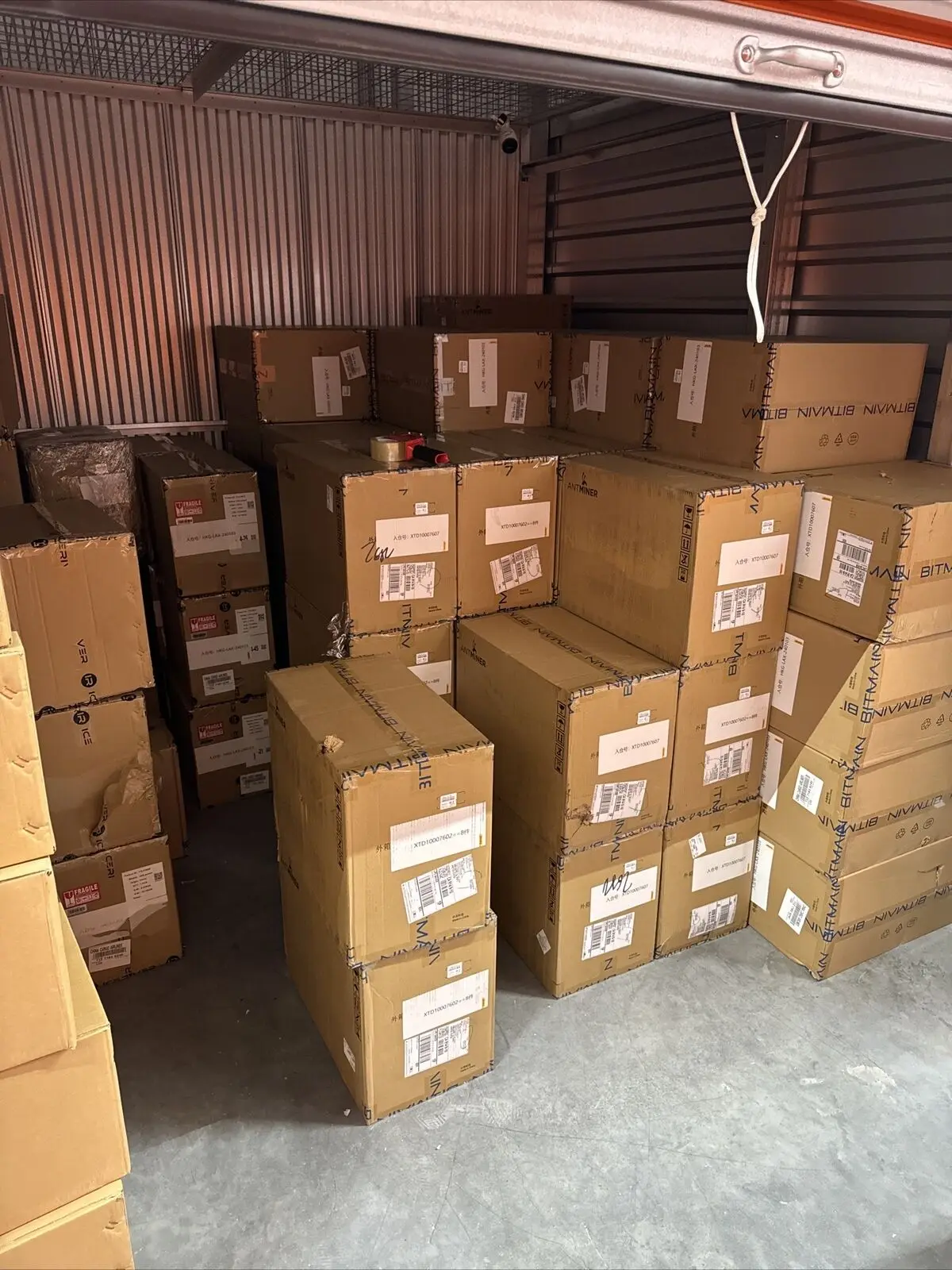 AN Bitmain Antminer S21 Pro 234T 3510W 비트코인 ​​BTC ASIC 채굴기 준비 재고 보증