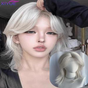 로리타 합성 가발 이마 레이스 늑대 꼬리 짧은 곱슬 머리 화이트 골드 레이어링 매일 푹신한 가발 전체 머리 남여 공용 일일 할로윈