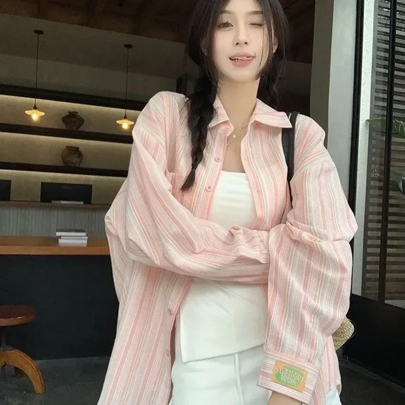 핑크 스트라이프 셔츠 여성 한국 스타일 느슨한 긴 소매 버튼 업 블라우스 숙녀 가을 새로운 야생 streetwear 캐주얼 셔츠 2025