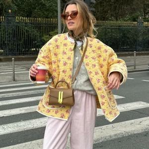 여성 빈티지 자른 퍼퍼 자켓 Boho 꽃 프린트 퀼트 코트 겨울 긴 소매 경량 패딩 카디건 탑스