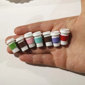 10pcs 귀여운 미니 1:12 스케일 모델 인형 집 미니어처 커피 컵 머그잔 척 주방 인형 집 음식 장난감 액세서리 22*14mm