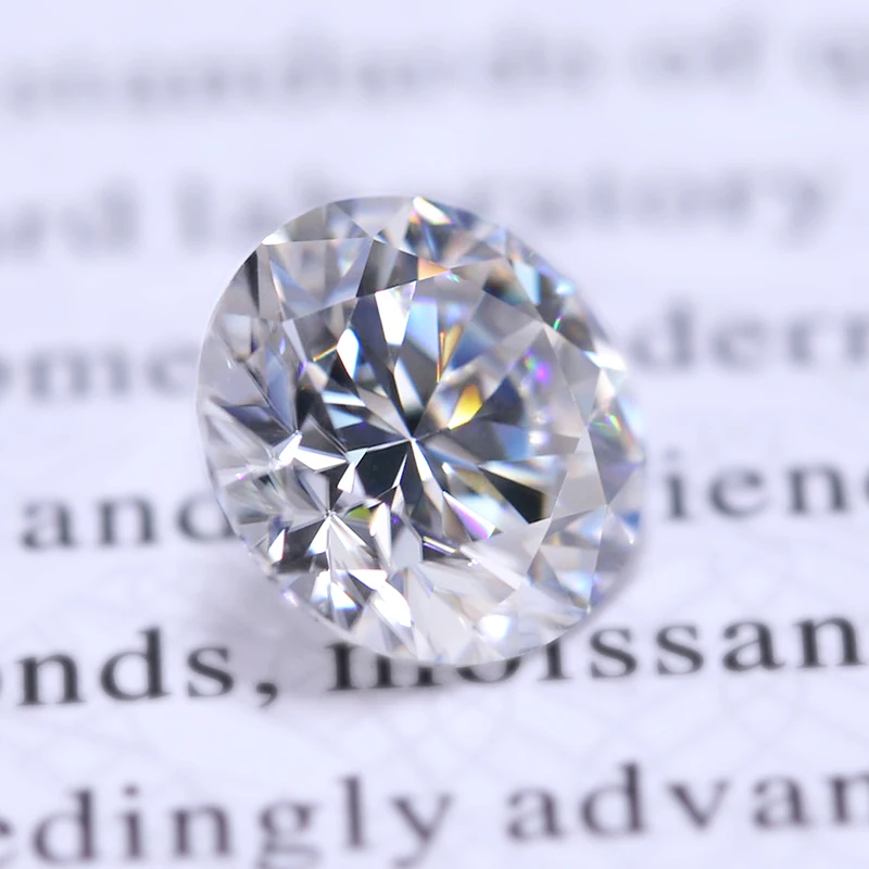 LUSTER 100% 0.5-2CT Moissanite 화이트 D 컬러 라운드 컷 VVS1 Moissanite 스톤 GRA 인증서로 보석 만들기 용 루즈