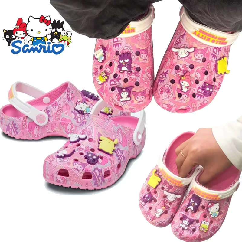 새 샌들 어린이 Kuromi Sanrio 헬로 키티 키즈 멜로디 Cinnamoroll Crocs 귀여운 소녀 슬리퍼 미끄럼 방지 비치 신발 아이 선물