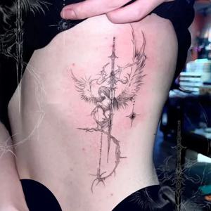 세인트 시험 칼 초본 문신 스티커 천사 판사 여자 남자 펑크 아트 임시 문신에 대한 반 영구 허리 가짜 문신