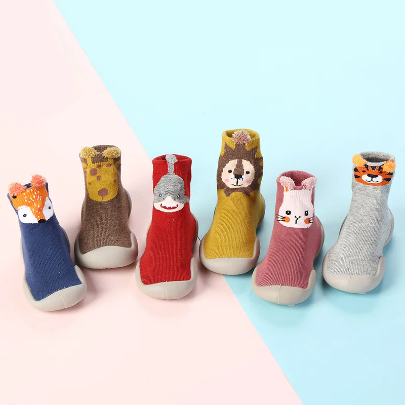 어린이 바닥 양말의 봄과 가을 모델 아기 실리콘 부드러운 단독 바닥 신발 아기 실내 미끄럼 방지 유아 신발