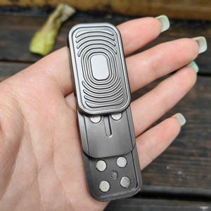 푸시 카드 마그네틱 슬라이더 EDC Fidget 슬라이더 금속 ADHD 안티 스트레스 장난감 스트레스와 불안 완화 Fidget 장난감 책상 장난감 선물