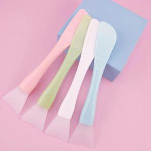 스크레이퍼 통합 이중 용도 진흙 필름 브러시 DIY 필름 조정 미용 도구 도매와 실리콘 페이셜 마스크 브러시 소프트 헤드