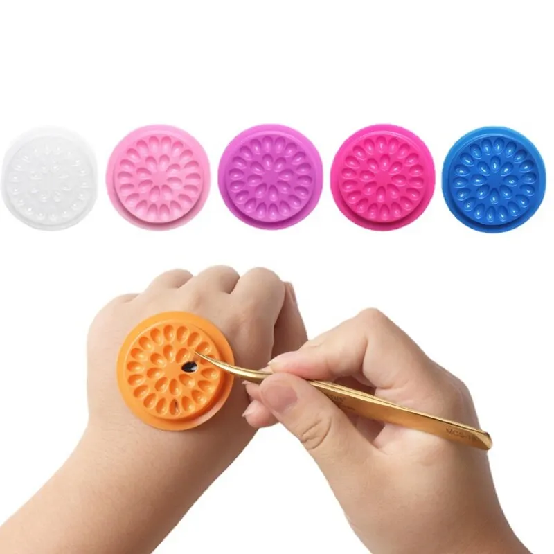 100pcs 속눈썹 접착제 홀더 속눈썹 연장 용품 접착제 팔레트 가스켓 눈 속눈썹 트레이 플라스틱 패드 메이크업 도구