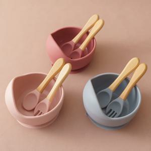 3Pcs 실리콘 아기 먹이 그릇 세트 아기 학습 요리 흡입 그릇 세트 나무 숟가락 포크 어린이 식기 아기 물건