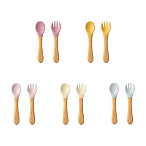 2PCS 아기 학습 숟가락 식기 세트 식품 학년 나무 손잡이 실리콘 숟가락 포크 칼 붙이 훈련 숟가락 먹이 식기