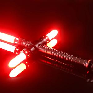 Yanqing Kylo Cross RGB Lightsaber Metal Hilt 10 세트 사운드 글꼴 Ren Smoth Swing Heavy Dueling 픽셀 레이저 칼 완구