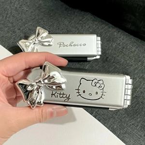Sanrio Kawaii 메이크업 거울이있는 작은 빗 멜로디 Cinnamoroll Hellokitty 만화 소녀 휴대용 Bangs 빗 생일 선물