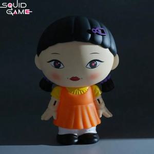 1PC 오징어 게임 공식 라이센스 영희 인형 동전 은행 친구와 가족 휴일 선물을위한 귀여운 침실 생활 Ro 장식품