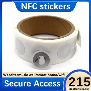 NFC 215 자체 접착 NFC 라벨 스티커 13.56MHz ISO14443A 흰색 범용 215 휴대폰 사용 가능한 투명 접착 라벨